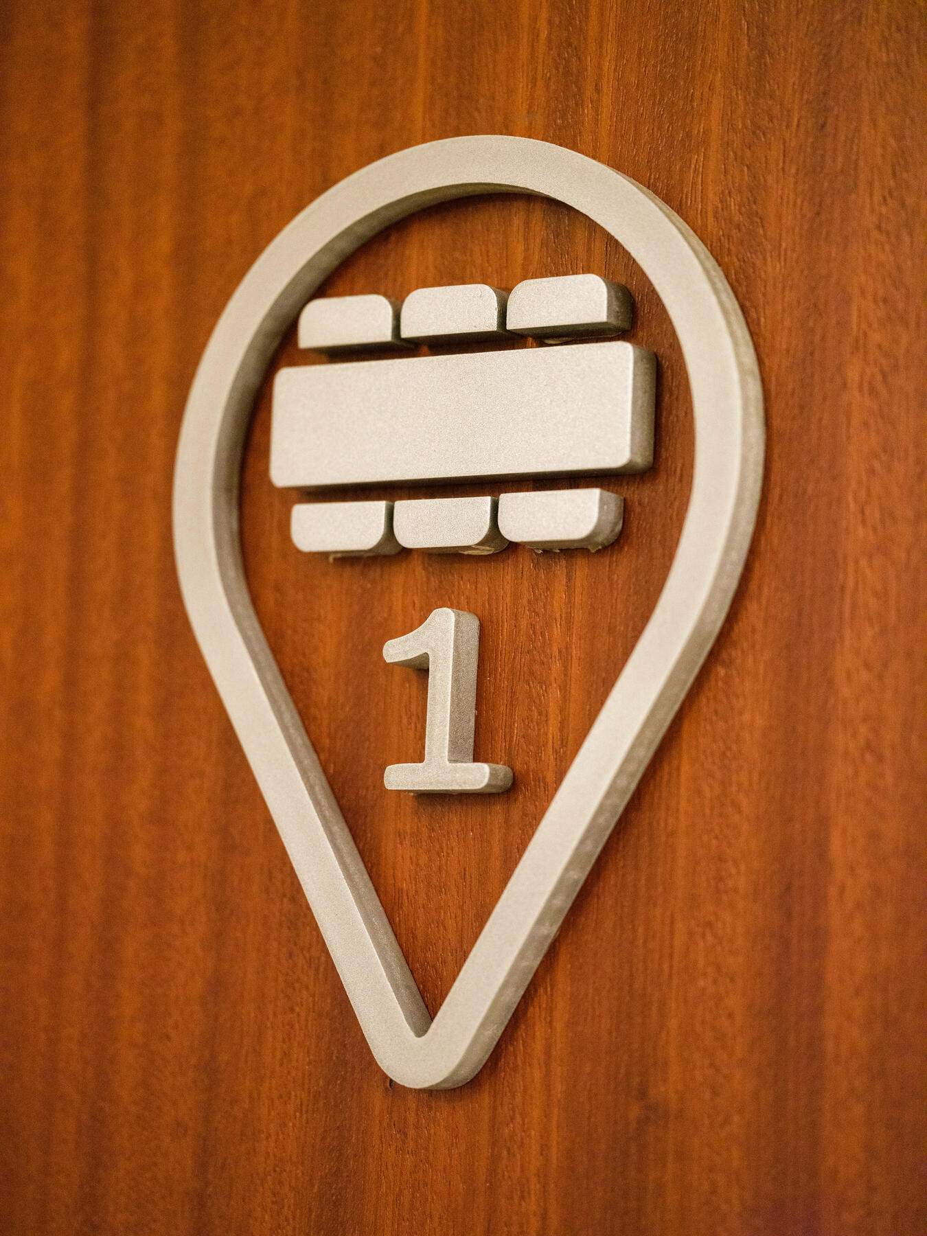 Sala reu 1 símbolo.jpg